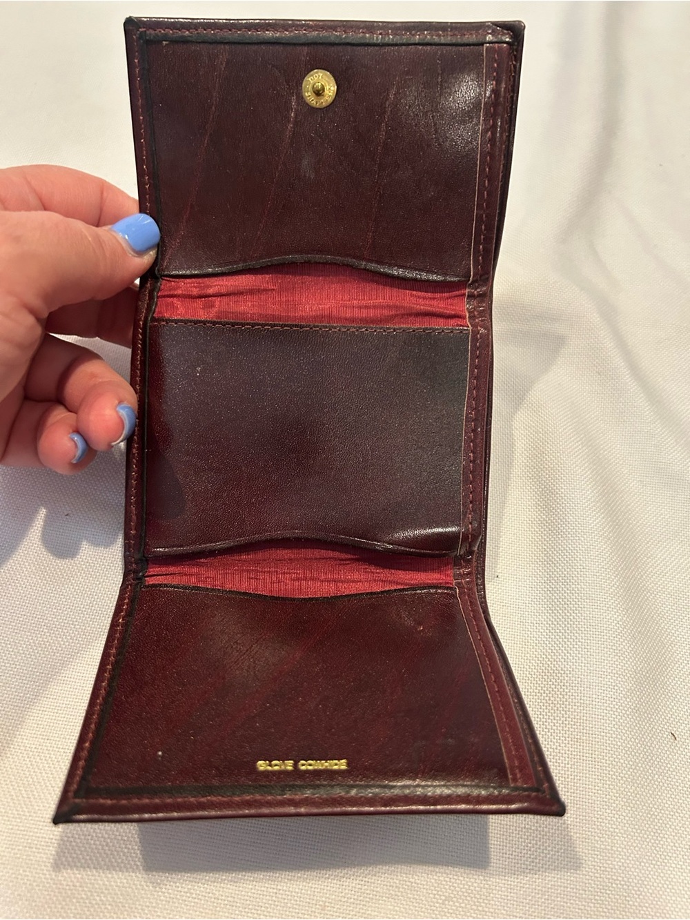 Vintage Glove Cowhide Leather Wallet - burgundy. Excellent condition
